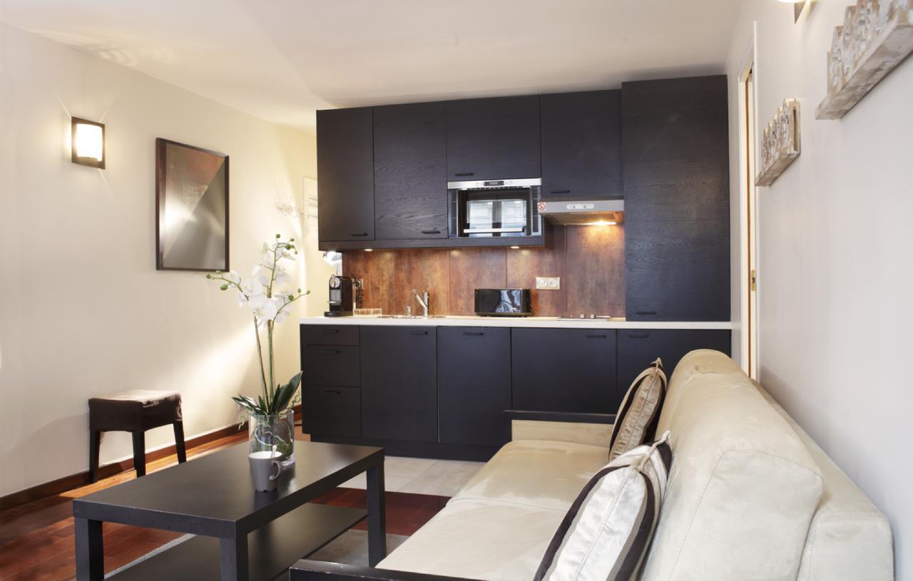 Great Apartments Heart Marais Paris Exterior foto